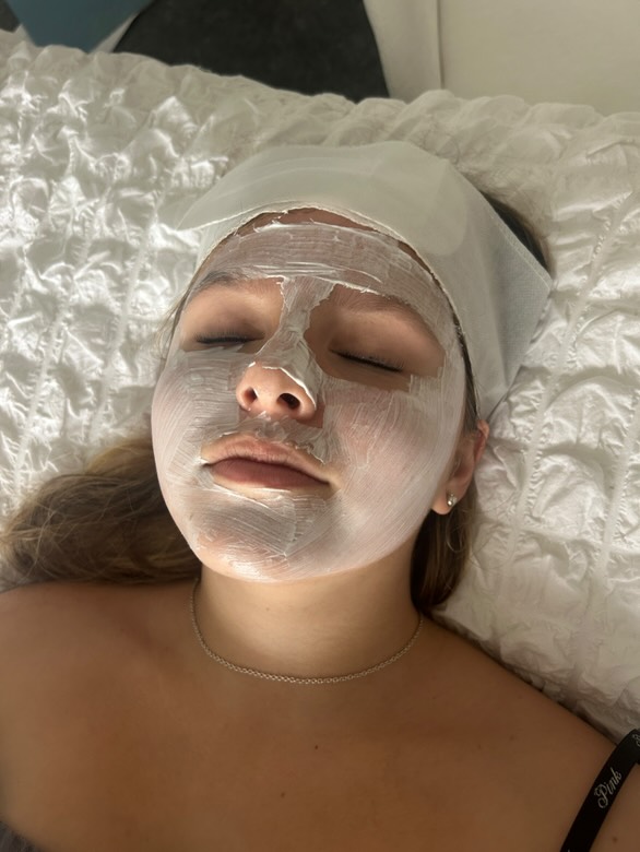 555733731_1270316278201802_7431854232488208518_n